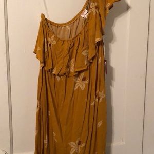 Off the shoulder mustard mossimo dress